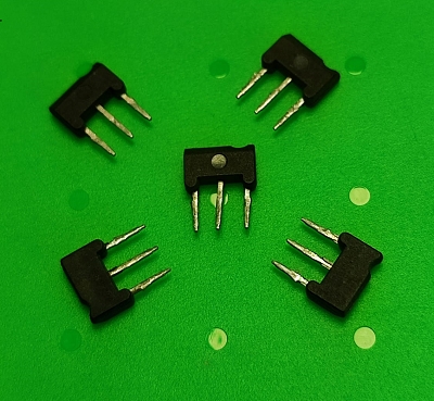 2SD638,%20D638,%20SIP-3%20500mA%2025V%20NPN%20Transistor